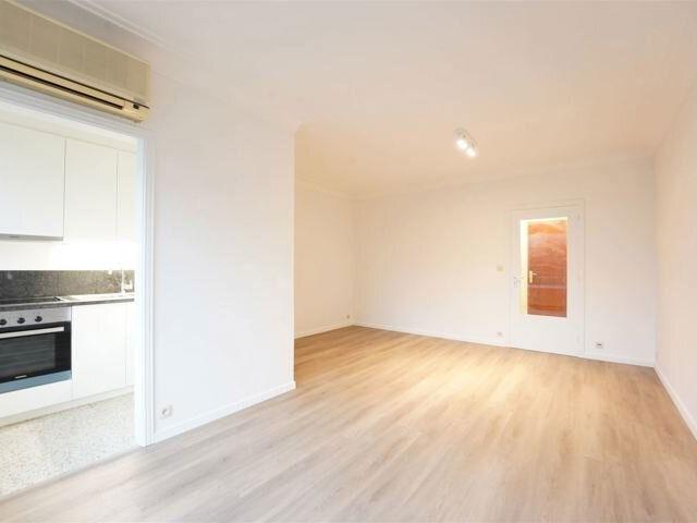 Beau studio dans le centre