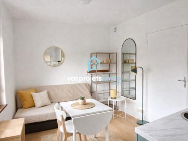 Beau studio entierement équipé et meublé