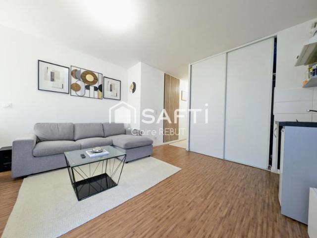 Beau Studio Livry Gargan avec place de parking
