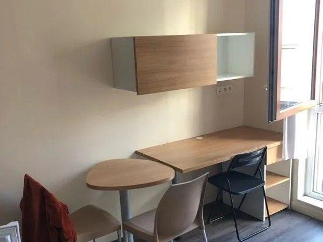 Beau studio meublé 18m² lumineux