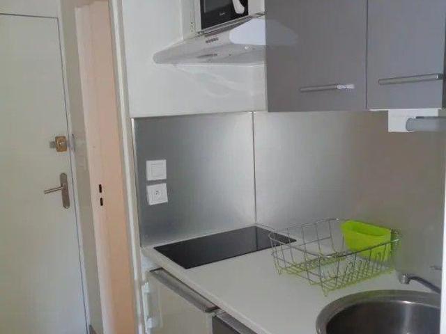 Beau studio meublé 18m² refait à neuf