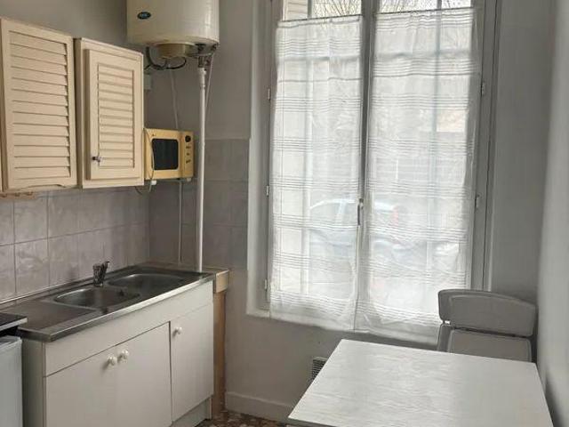 Beau studio meublé 22m2 à Arcueil Cachan