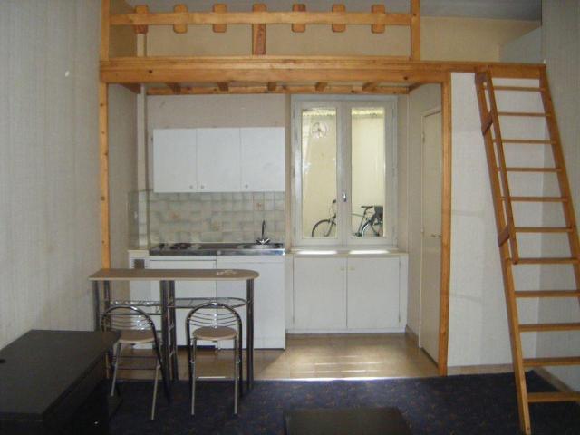 Beau studio meublé 22m2 proche Préfecture