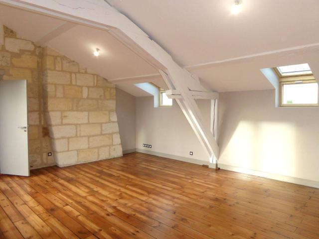 Beau T4 avec TERRASSE ET CLIM
