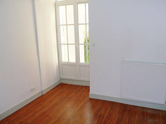 Beau T4 DUPLEX AVEC TERRASSE
