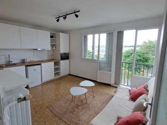 Beau T1 bis meublé 30m² Lyon Mermoz