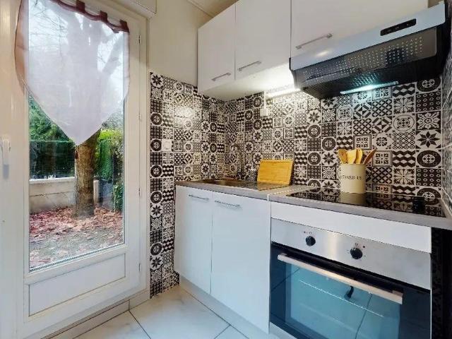 Beau T1 23m² totalement équipé avec jardin parking