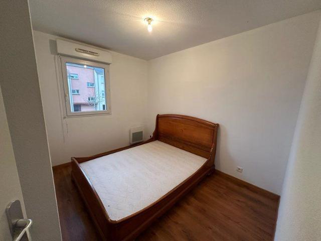 Beau T2 meublé 36m² parking & piscine