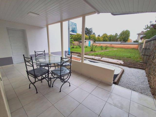 Beau T2 meublé avec terrasse et jardin