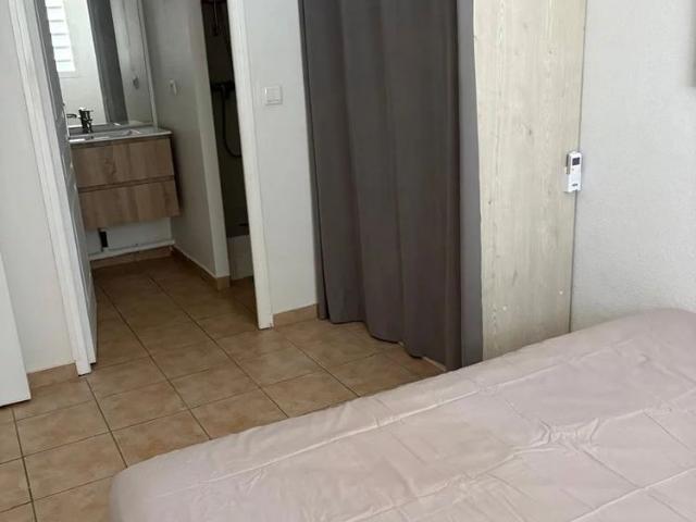 BEAU T2 MEUBLÉ AVEC TERRASSE VUE DÉGAGÉE