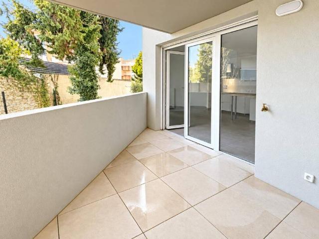 Beau T2 avec terrasse et parking à MONTPELLIER