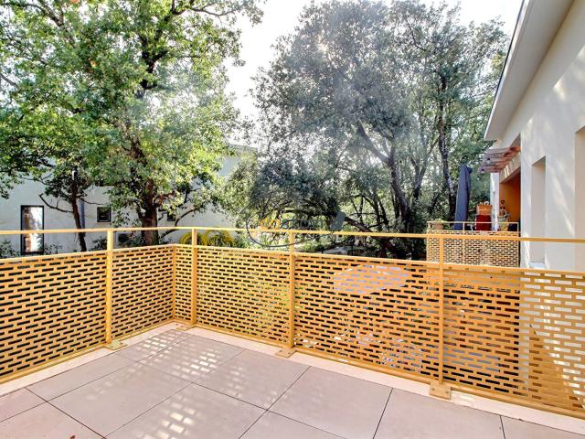 Beau T2 à louer à Draguignan Résidence récente et sécurisée, quartier résidentiel au calme