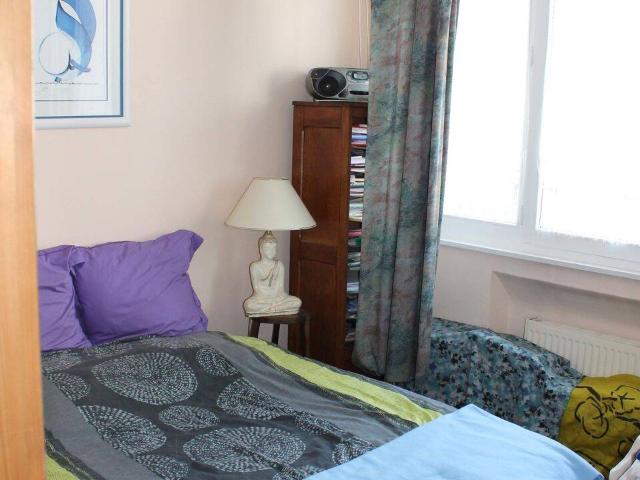BEAU T2 DE CARACTERE + BALCON PLEIN CENTRE