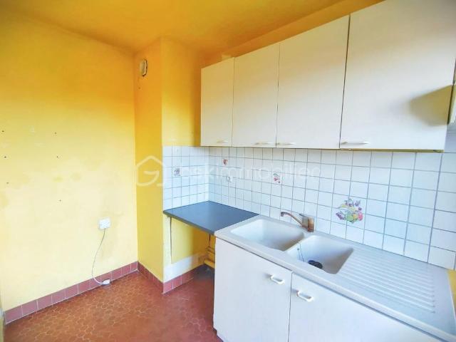 BEAU T2 DE 46M² FACE A LA GARE