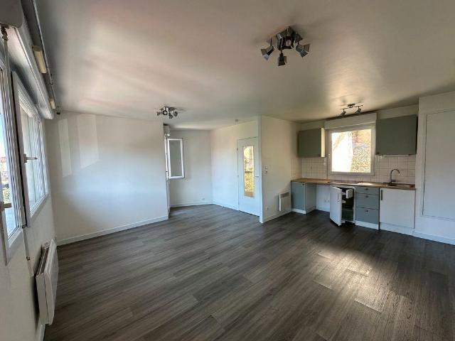 Beau T2 42m² lumineux + parking – Clermont Ferrand