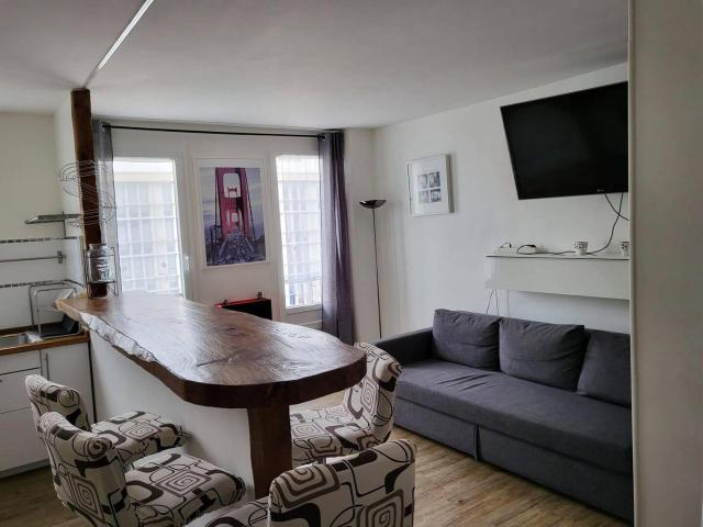 Beau T3 moderne et meublé 56m²