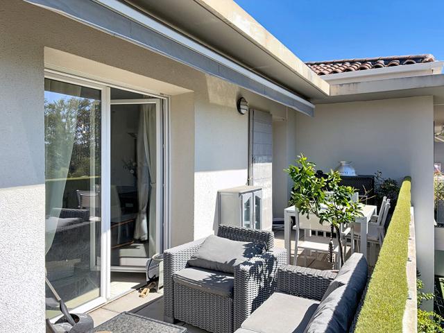 Beau T3 au dernier étage avec grande terrasse sans vis à vis