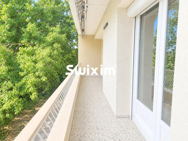 Beau T3 avec grand balcon 88m² Pierrelatte