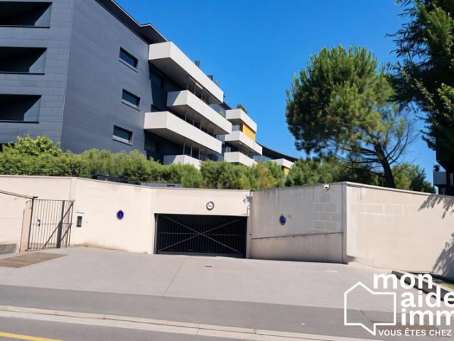 Beau T3 de 62m² + terrasse et parking sécurisé