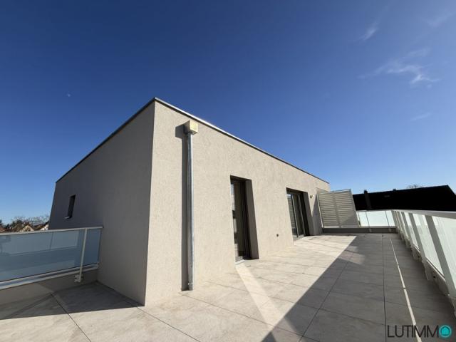 Beau T3 de 63m² en ATTIQUE avec grande terrasse de 40m²