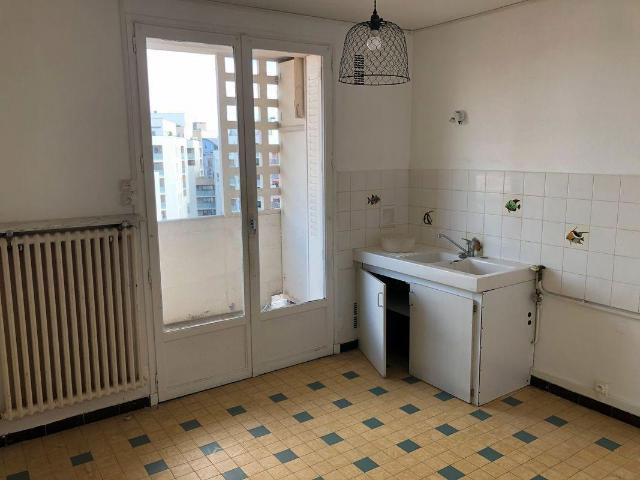 Beau T3 71m² très clair sans vis à vis