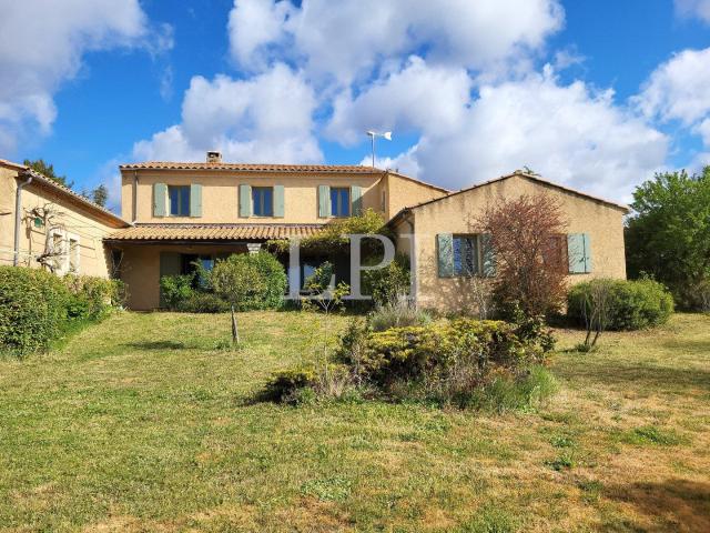 Beau Terrain Vue Degagee 210m² Saint Saturnin lès Apt