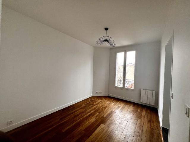 Beau 2 pièces refait à neuf – Villeneuve le Roi centre, à 10 mn de la gare à pied