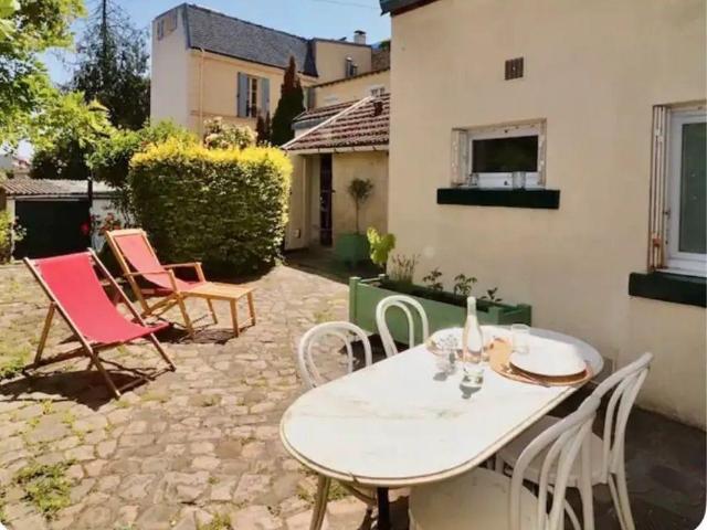 Beau 2P meublé 37m² avec petite cour extérieure