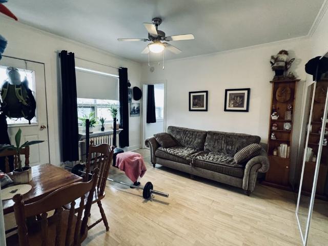BEAU 3 1/2 AU COEUR DE BEDFORD !