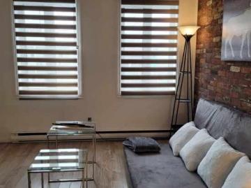Beau 3,5 frais peinturer avec terrasse sur le toit