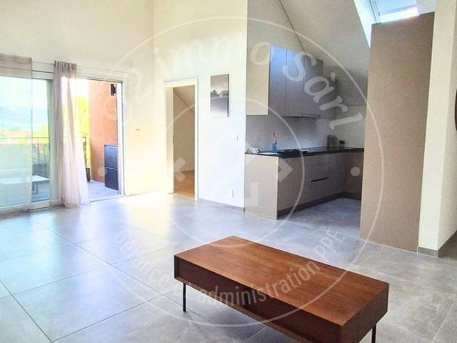 Beau 3,5 pièces au 2ème étage à Lully FR