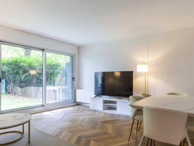 Beau 3 Pièces meublé 71m2 jardin parking RER Issy