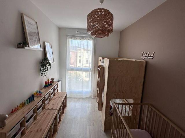 Beau 3 piéces de 64,5 m2 avec balcon de 18 m2 + Parking Moiss