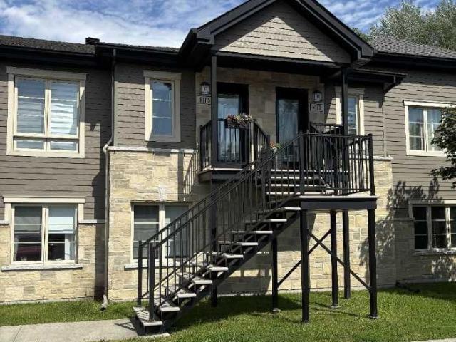 Beau 4 1/2 Saint Hyacinthe Douville Disponible octobre ou novembre 2026