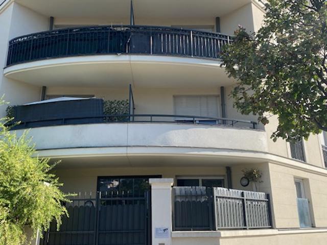 Beau 4 P 82 m2+Parking s/sol vendu meublé ou non meublé