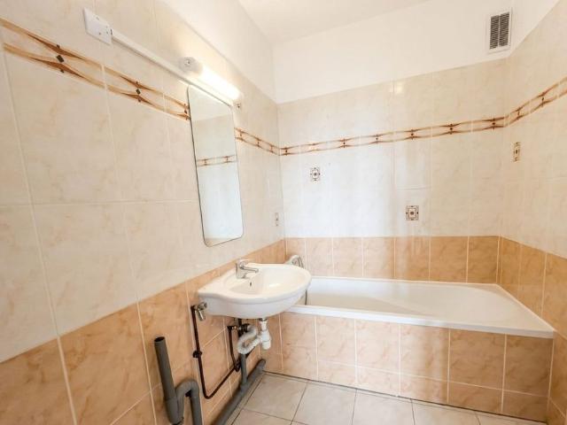 Beau 4 pièces rafrâichi avec un garage / Lingolsheim – Rue de Lausanne