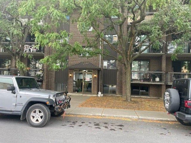 Beau 5 1/2 Rénové à Louer à Lachine