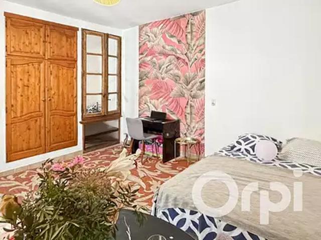 Beaucaire 30300 Achat / Vente appartement 1 pièce t1 au dernier étage