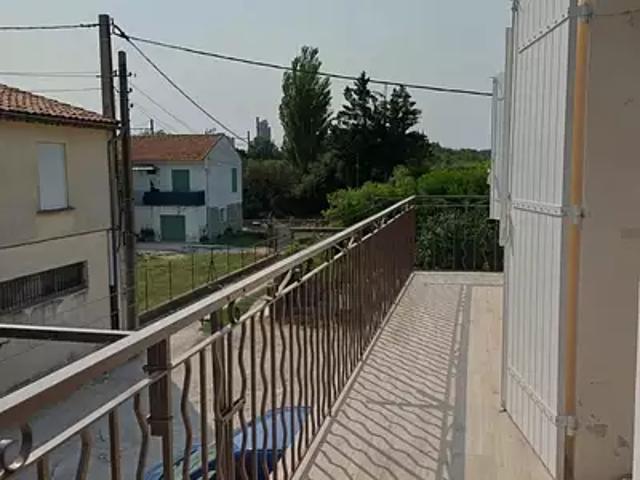 Beaucaire 30300 Location appartement 3 pièces t3