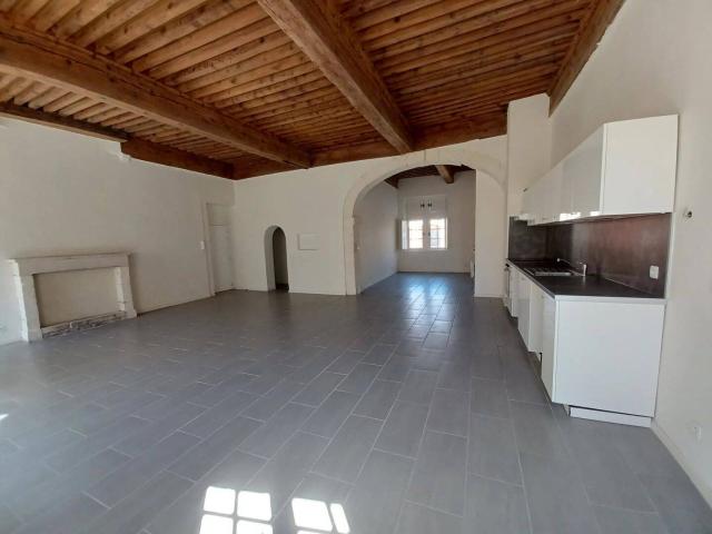 BEAUCAIRE Hôtel de Fermineau