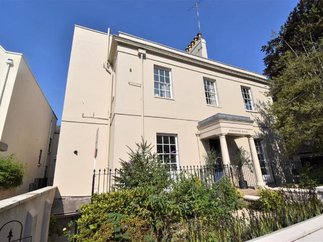 Beauchamp Hill, Leamington Spa CV32, 2 bed flat to rent, £1,595 pcm | PrimeLocation