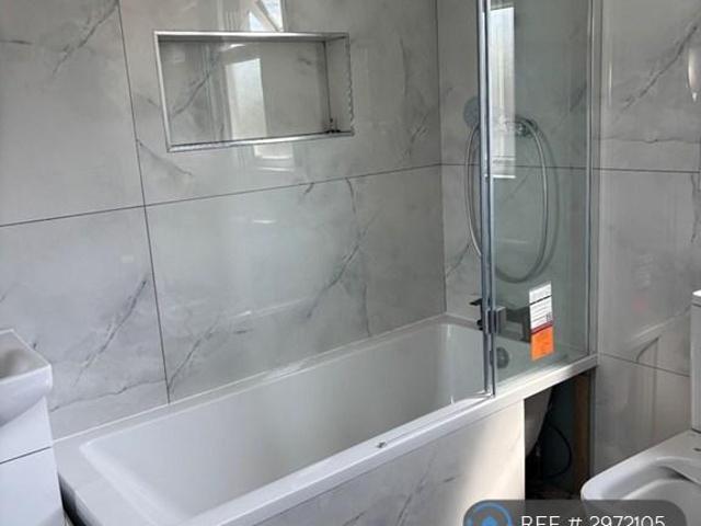 Beauchamp Road, Sutton, SM1 1 bed in a house share to rent £1,000 pcm £231 pw