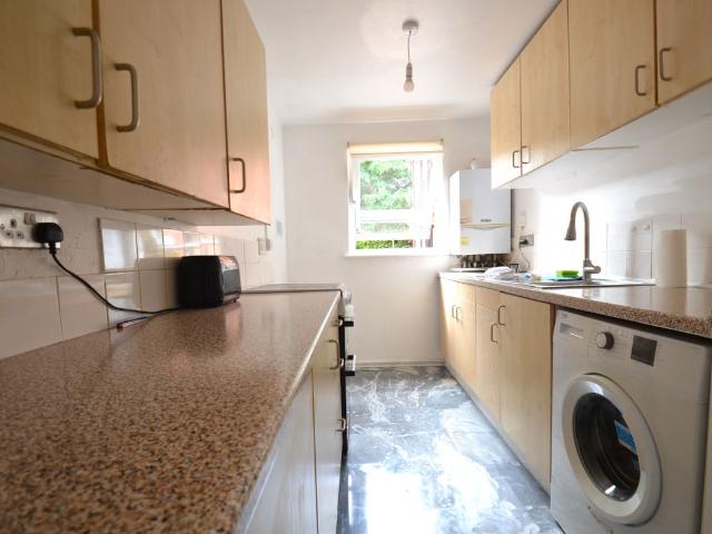 Beauclerk Close, Feltham TW13, 2 bed flat to rent, £1,675 pcm | PrimeLocation