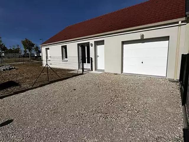 Beaugency 45190 Location maison 5 pièces t5 terrasse parking