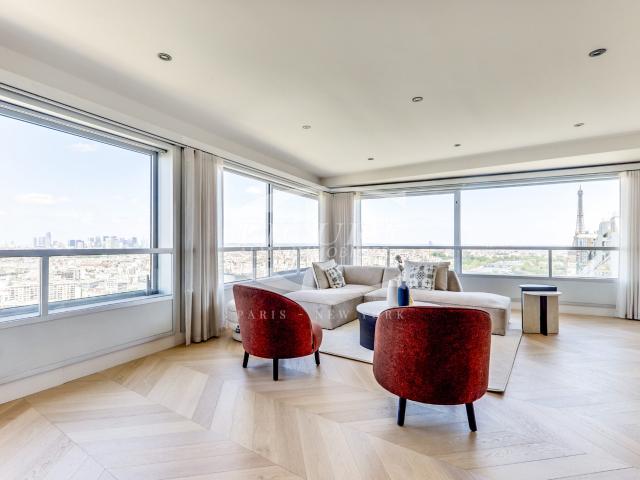 BEAUGRENELLEAPPARTEMENT DE LUXE ENTIREMENT RESTAURECatherine PiguetAlma Immobilier