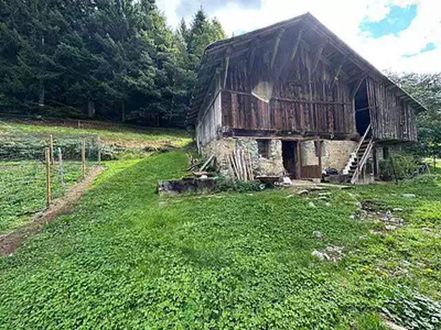 Beaufort 73270 Achat / Vente maison 2 pièces t2 au dernier étage