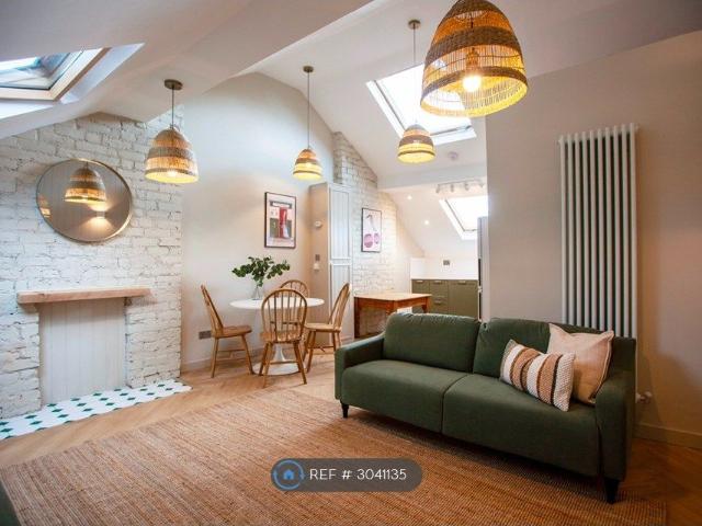 Beaufort Avenue, Manchester M20, 3 bed flat to rent, £2,925 pcm | PrimeLocation