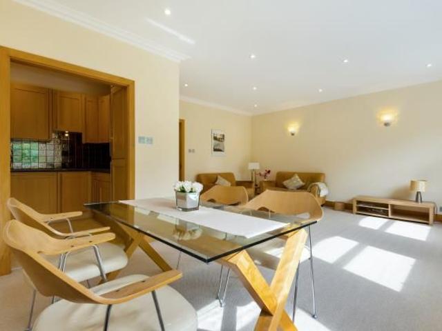 Beaufort Gardens, London SW3, 1 bed flat to rent, £2,900 pcm | PrimeLocation