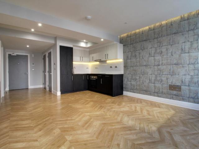 Beaufort House, Newhall Street, Birmingham City Centre B3, 2 bed flat to rent, £1,350 pcm | PrimeLocation