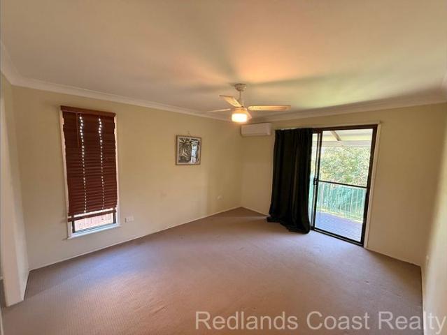 Beauitful home with spacious living areas and.